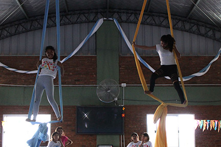 Club Atlético Madre del Pueblo - Acrobacia